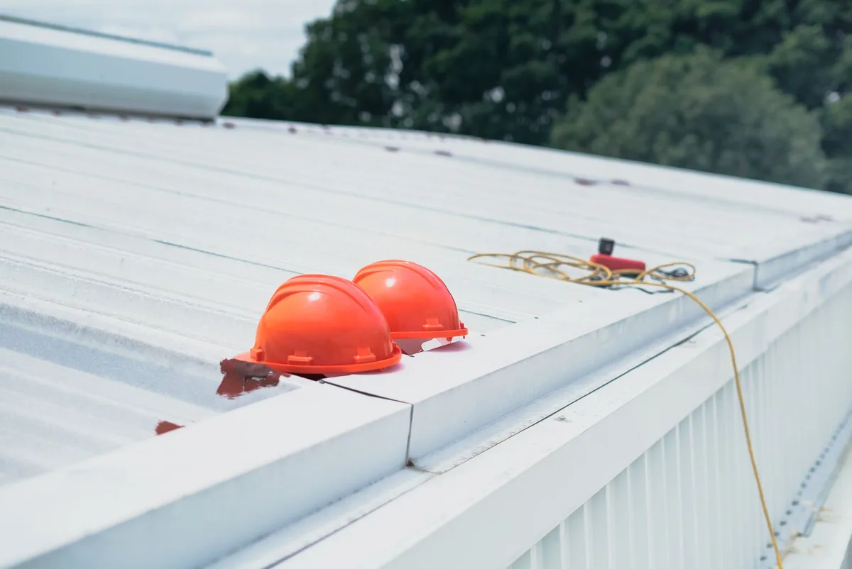 Professional roof coating services in Bilston